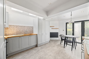 Kitchen/Dining Room- click for photo gallery